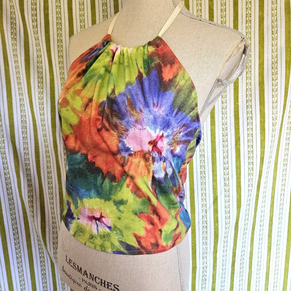 Size M Retro Rainbow Floral Halter Top NEW
